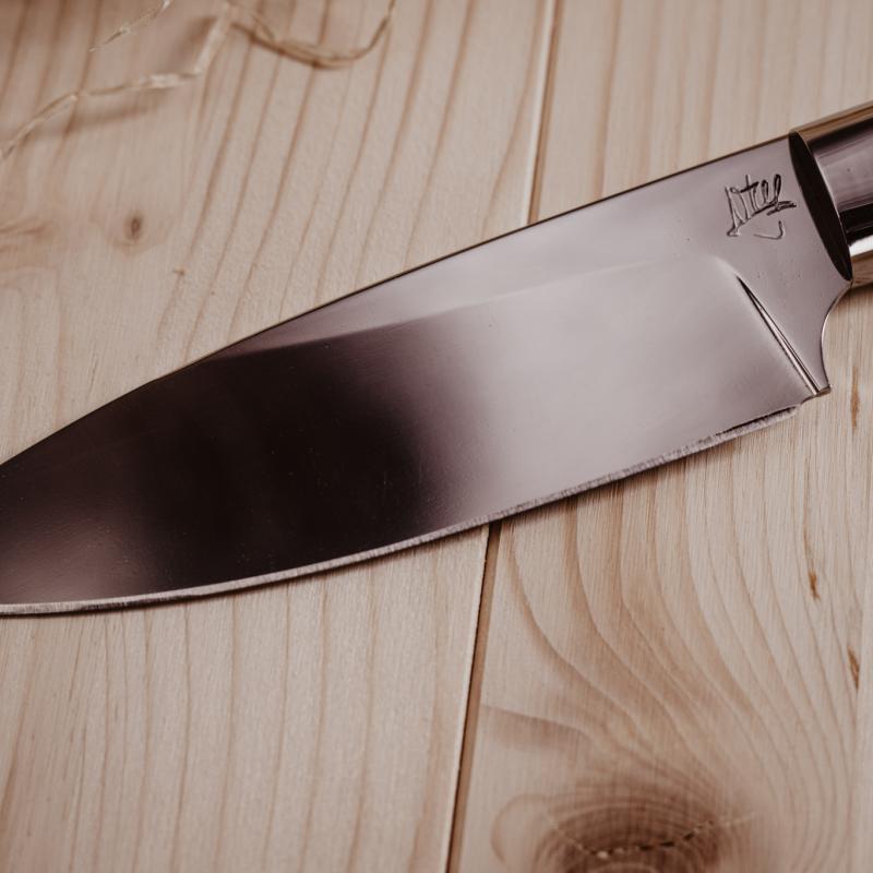 Nože Novotný - Nože z práškové oceli